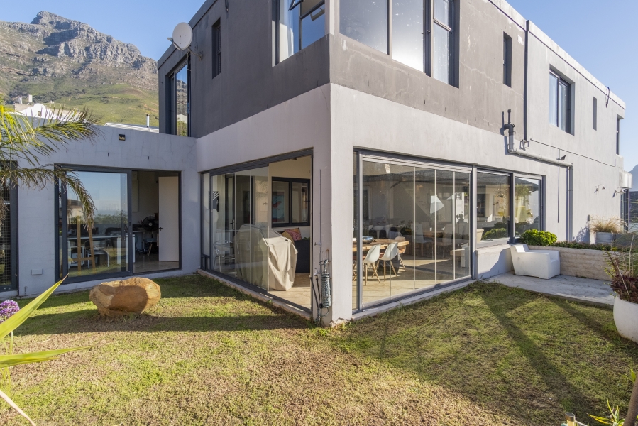 3 Bedroom Property for Sale in Walmer Estate Western Cape